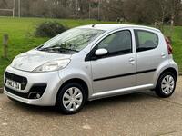 PEUGEOT 107