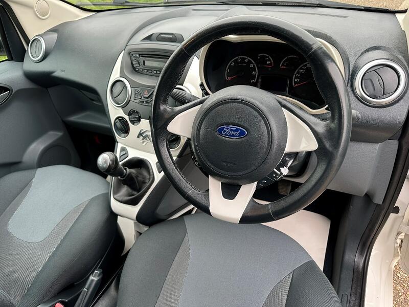 FORD KA