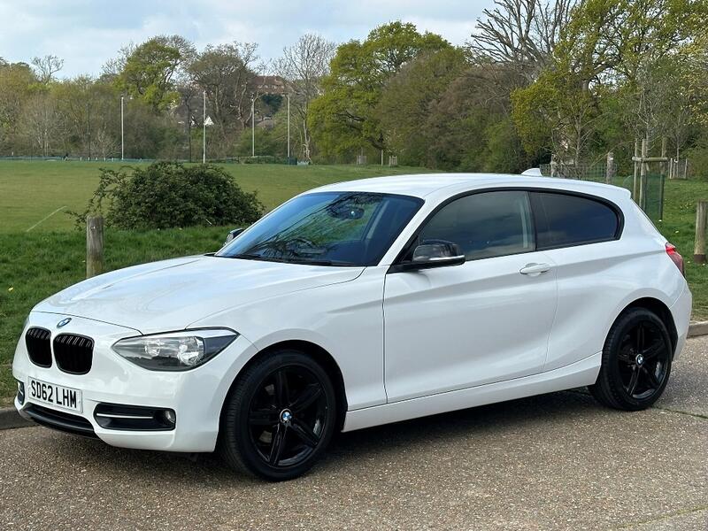 BMW 1 SERIES