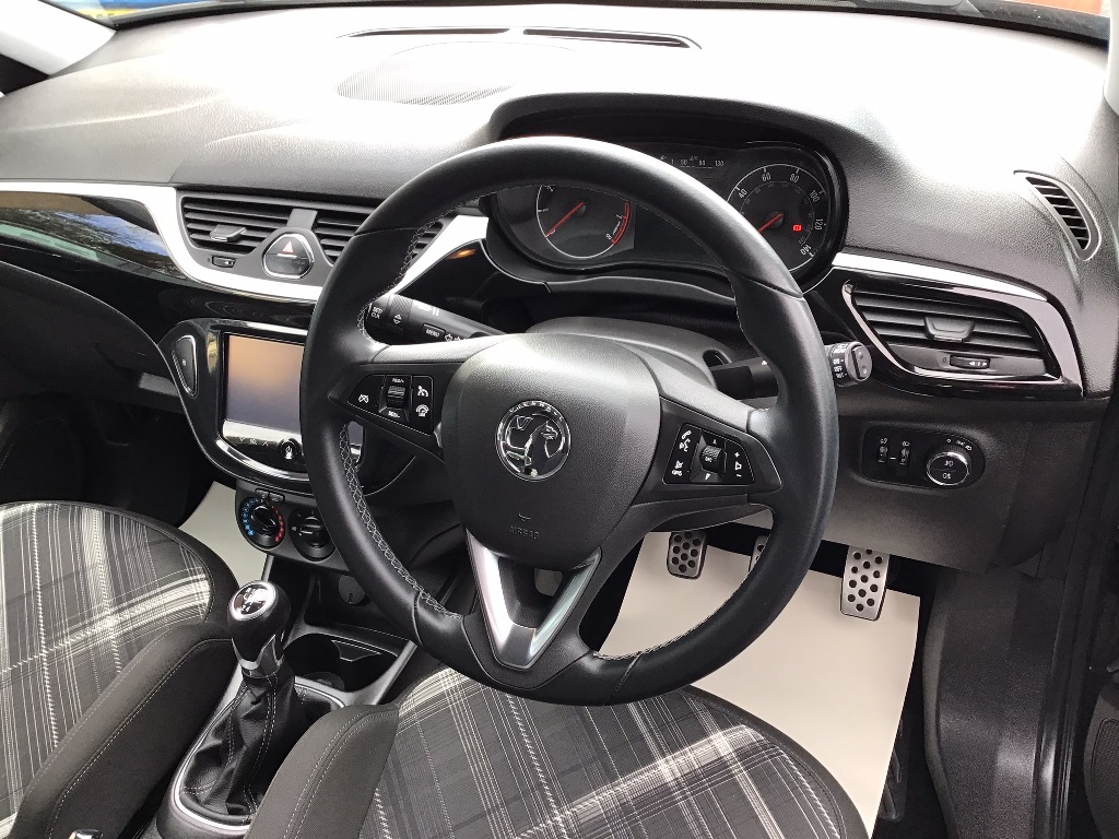 Vauxhall Corsa  1.4i ecoTEC Limited Edition 3DR 2016 (66)